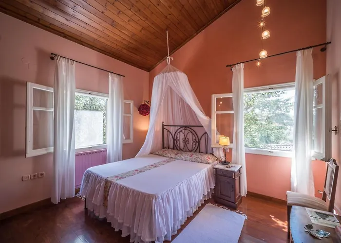 Riza Stone Cottage, Romantic House, Pet Friendly * Vátos