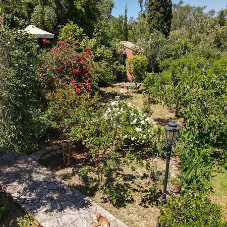 Riza Stone Cottage, Romantic House, Pet Friendly Vakantiehuis *
