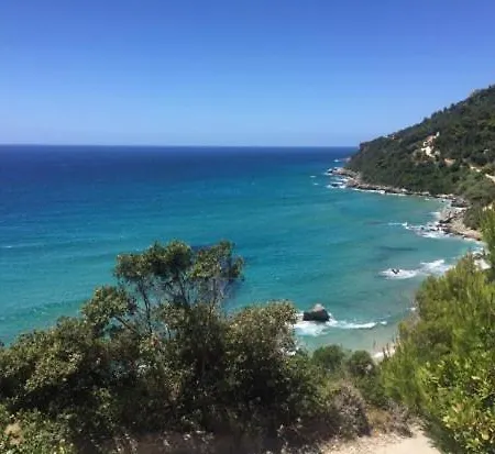 Riza Stone Cottage, Romantic House, Pet Friendly Casa de Férias *