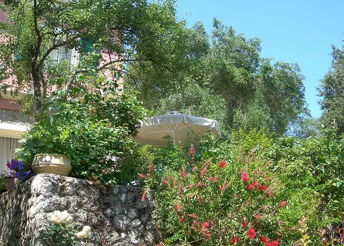 Nyaraló Riza Stone Cottage, Romantic House, Pet Friendly *
