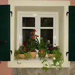 Ferienhaus Riza Stone Cottage, Romantic House, Pet Friendly Vátos