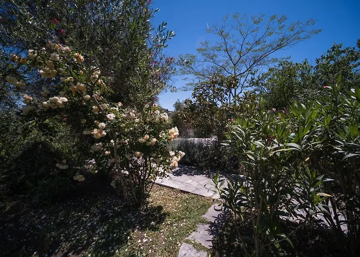度假居 Riza Stone Cottage, Romantic House, Pet Friendly *