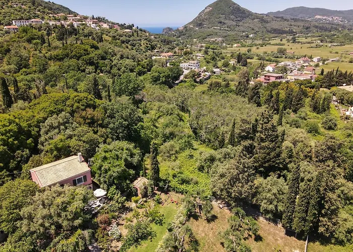 Riza Stone Cottage, Romantic House, Pet Friendly *