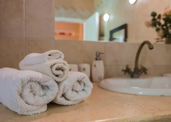度假居 Riza Stone Cottage, Romantic House, Pet Friendly Vátos