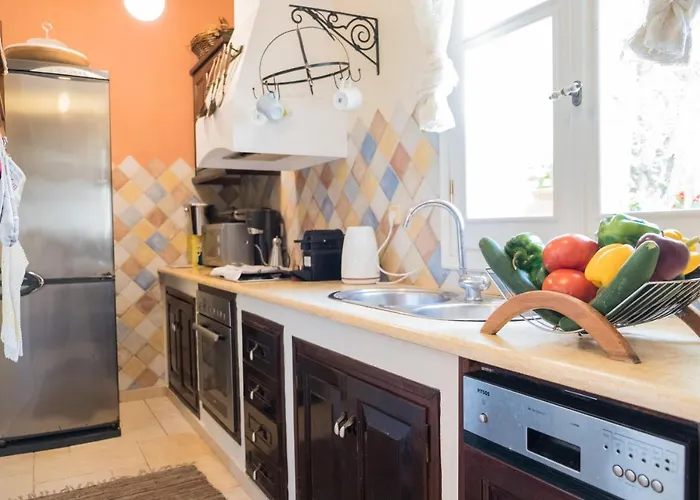 Riza Stone Cottage, Romantic House, Pet Friendly 度假居