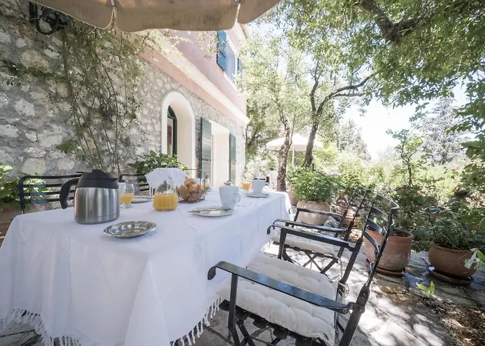 度假居 Riza Stone Cottage, Romantic House, Pet Friendly Vátos