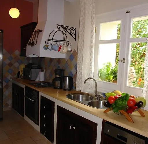 Riza Stone Cottage, Romantic House, Pet Friendly