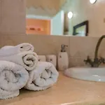 펜션 Riza Stone Cottage, Romantic House, Pet Friendly Vátos