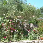 Riza Stone Cottage, Romantic House, Pet Friendly *