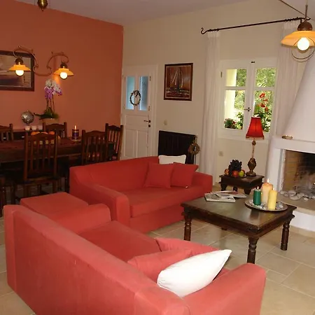 Riza Stone Cottage, Romantic House, Pet Friendly