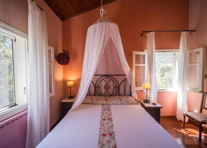 Riza Stone Cottage, Romantic House, Pet Friendly